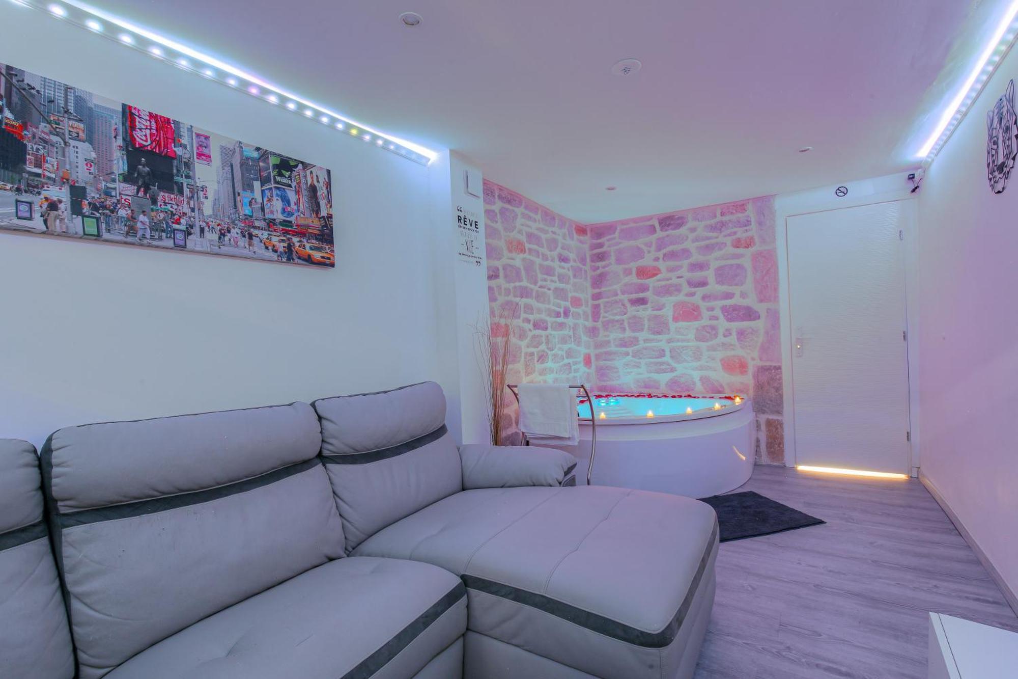 La Suite Neuvilloise Neuville-sur-Saône Extérieur photo