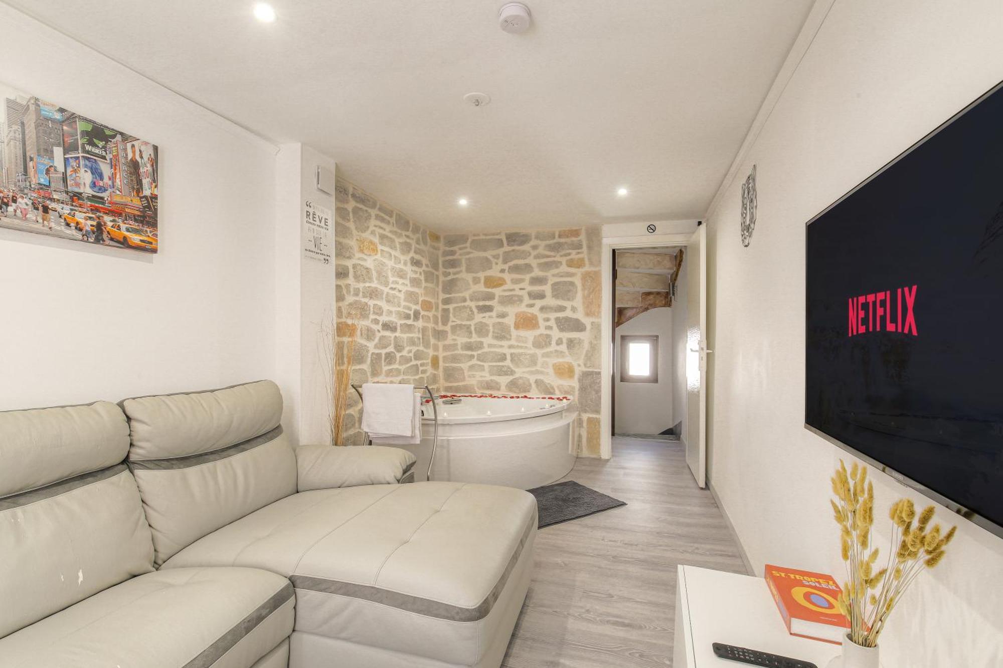 La Suite Neuvilloise Neuville-sur-Saône Extérieur photo