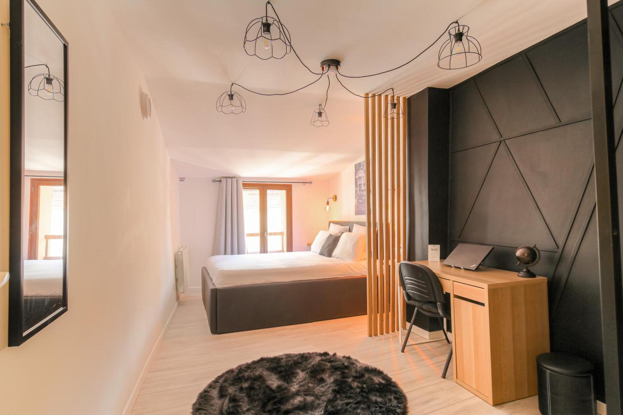 La Suite Neuvilloise Neuville-sur-Saône Extérieur photo