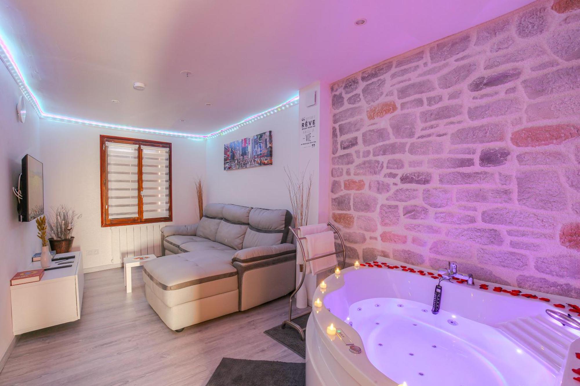 La Suite Neuvilloise Neuville-sur-Saône Extérieur photo